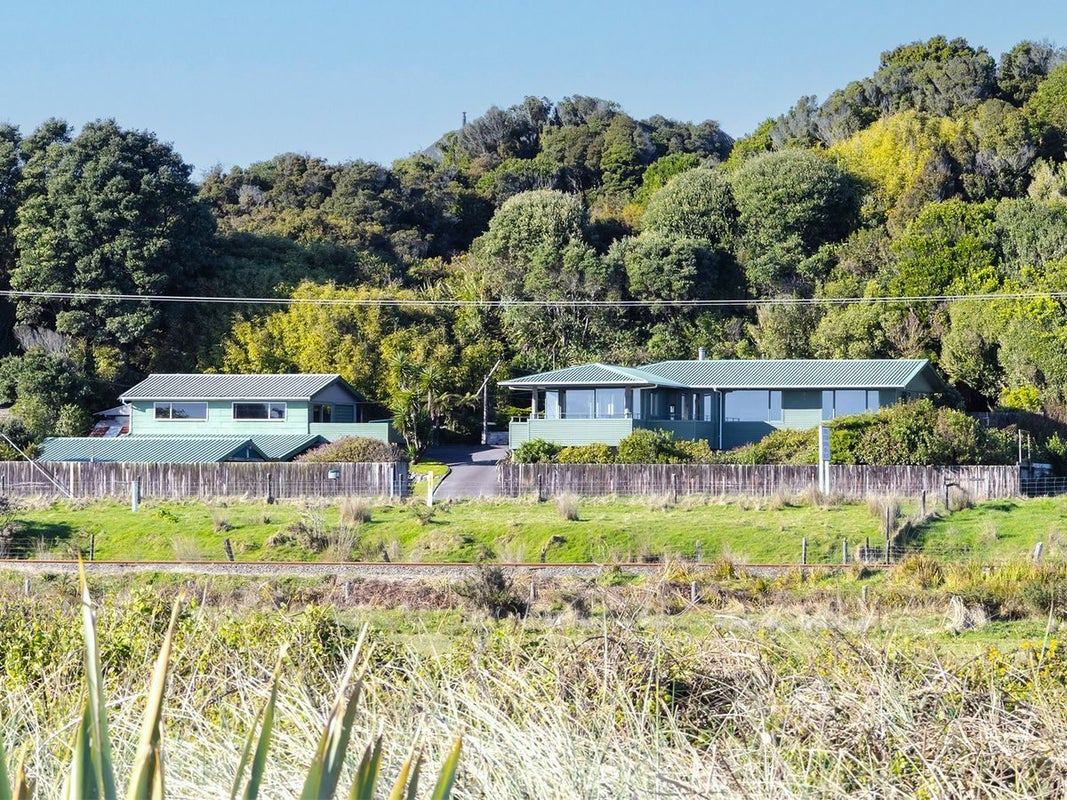120 Kumara Junction Highway, Hokitika - Carousel 1