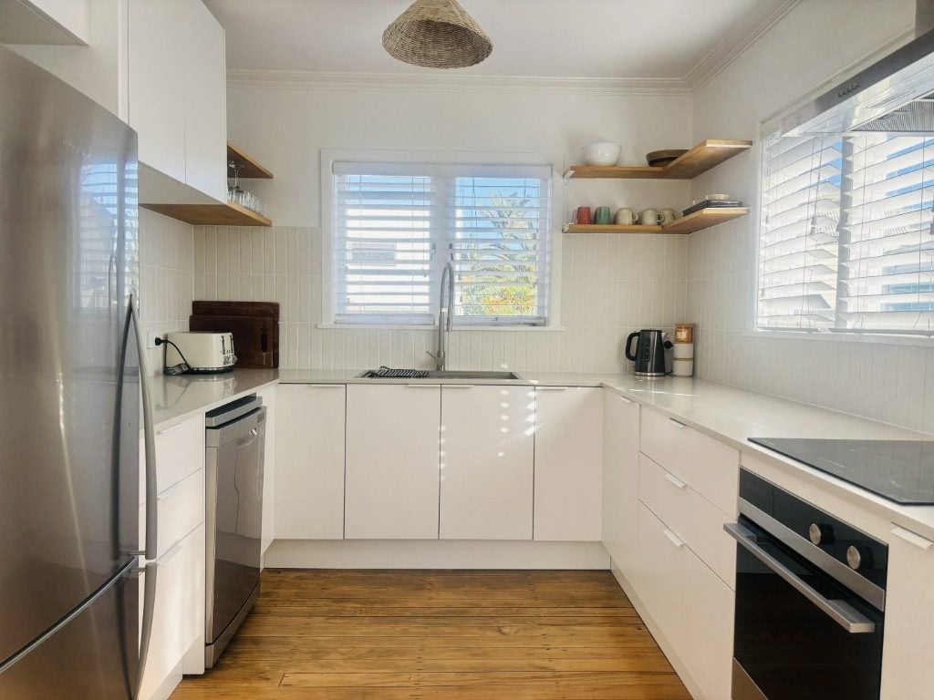 4A Valley Road, Mount Maunganui, Mount Maunganui - Carousel 2