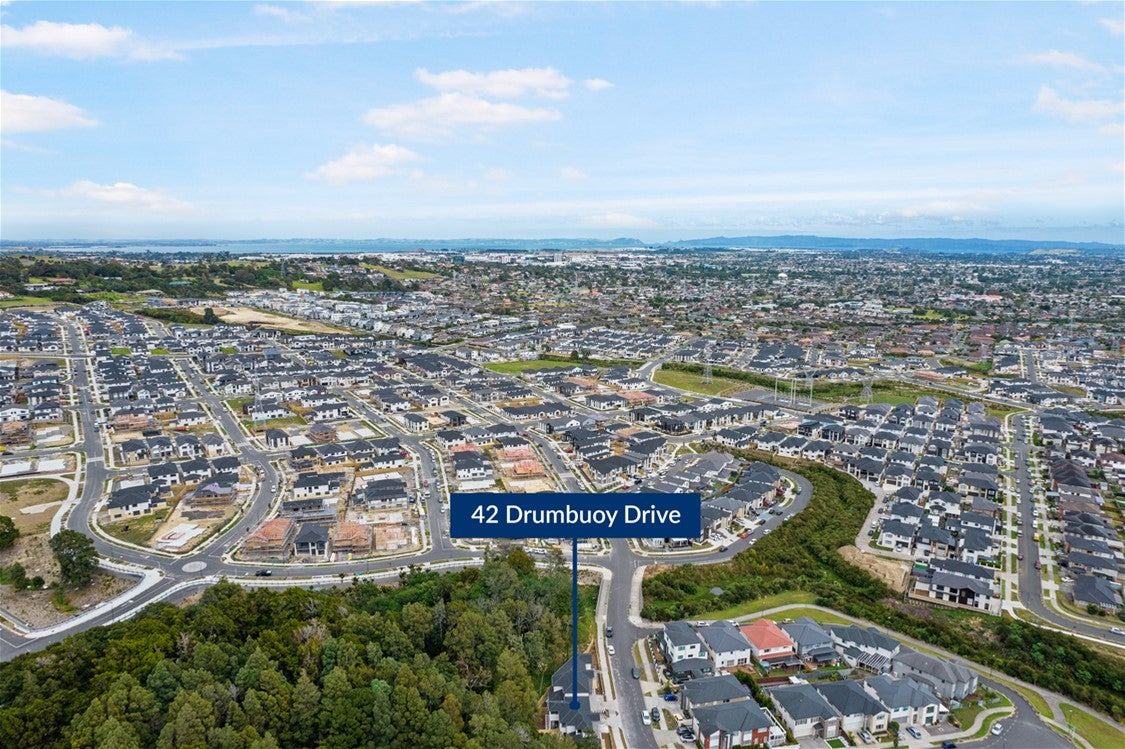 42 Drumbuoy Drive, Flat Bush, Auckland - Carousel 35