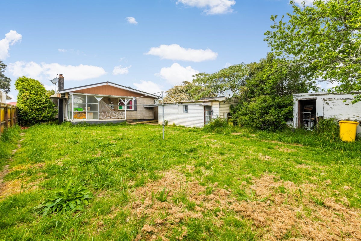 55 Mckenzie Road, Mangere Bridge, Auckland - Carousel 2