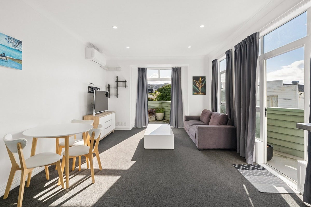 11 Murphy Street, Thorndon, Wellington - Carousel 2