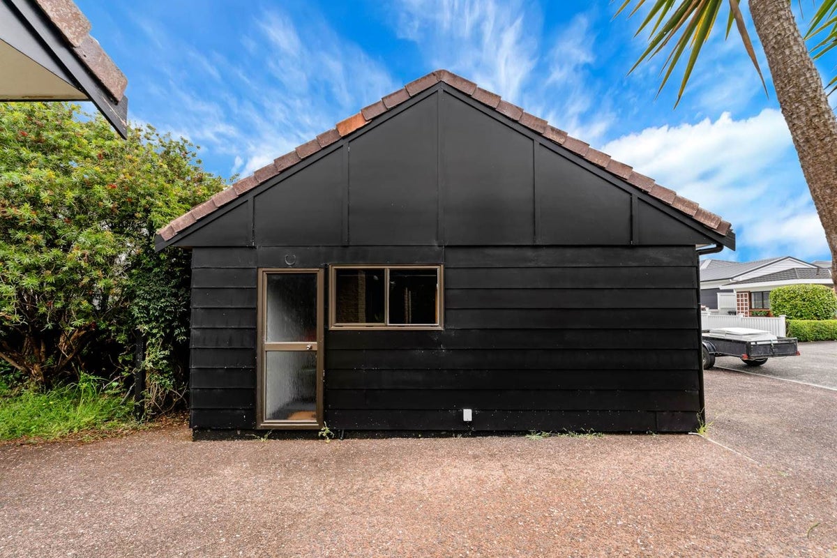 2/23 Karaka Street, Takapuna, Auckland - Carousel 28