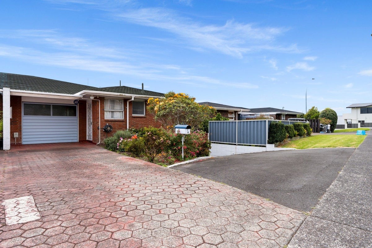5 Western Road, Otumoetai, Tauranga - Carousel 2