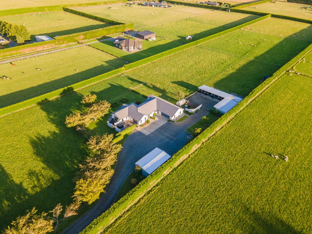 204 Roslyn Road, Roslyn Bush, Invercargill - Carousel 1