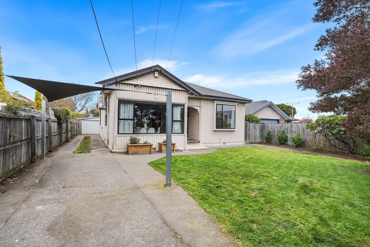 2 James K Baxter Place, Addington, Christchurch - Carousel 2