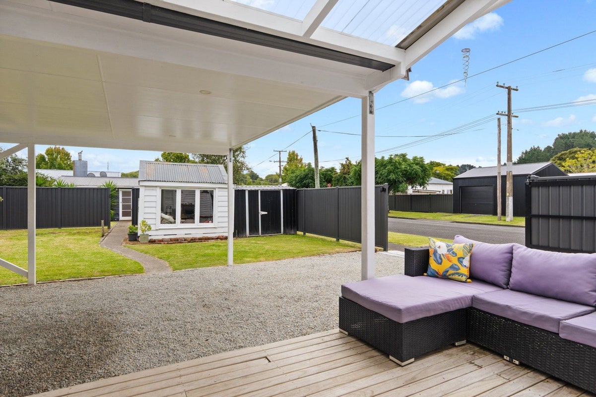 42 Valley Road, Mangapapa, Gisborne - Carousel 2