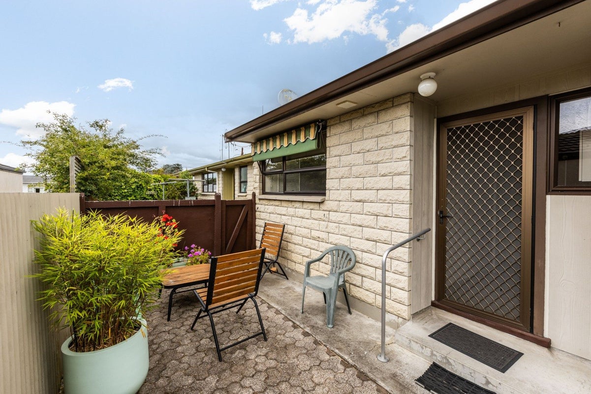 705 Southampton Street West, Saint Leonards, Hastings - Carousel 12