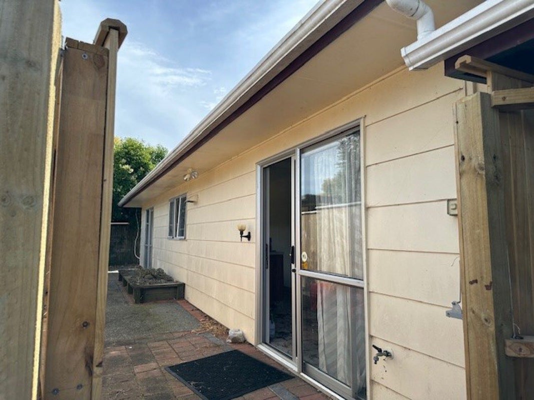 16 Ellesmere Crescent, Highbury, Palmerston North - Carousel 2