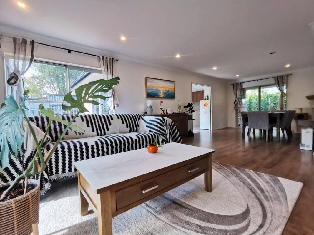 5 Laurel Oak Drive, Schnapper Rock, Auckland - Carousel 2