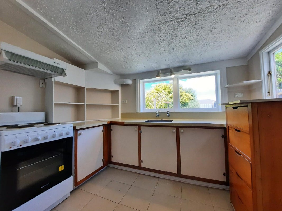 18 Burlington Street, Sydenham, Christchurch - Carousel 2