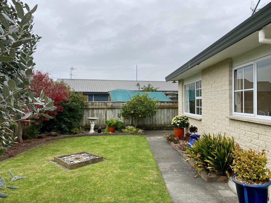2/123 Avondale Road, Greenmeadows, Napier - Carousel 2