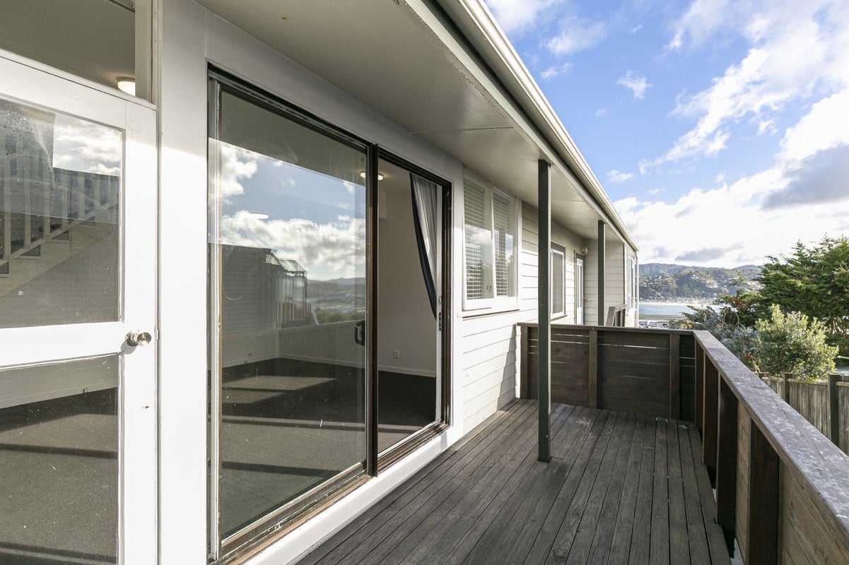 6A Ahuriri Street, Strathmore Park, Wellington - Carousel 2