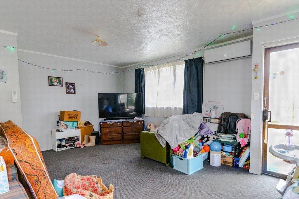 6 Karyn Street, Castlecliff, Whanganui - Carousel 6