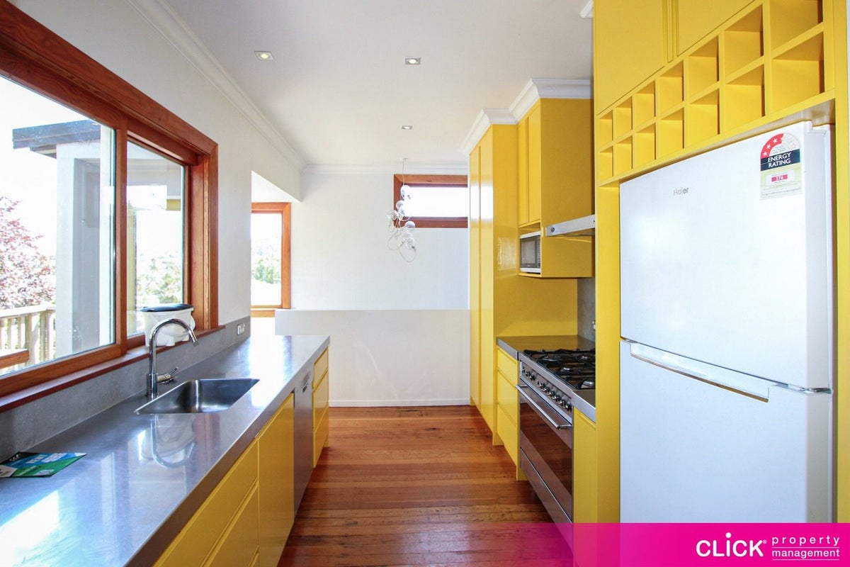 37 Prestwick Street, Maori Hill, Dunedin - Carousel 2