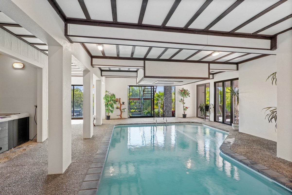 227 Cannon Hill Crescent, Mount Pleasant, Christchurch - Carousel 2
