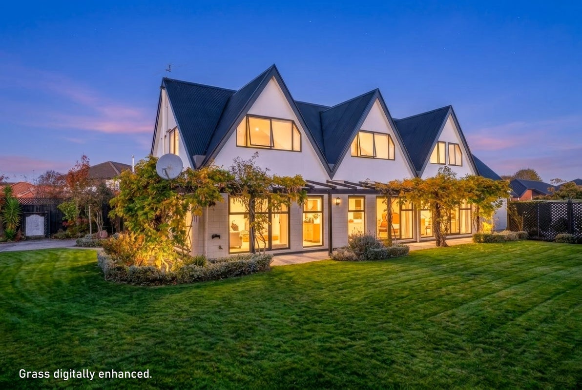 11 Millcroft Place, Parklands, Christchurch - Carousel 2