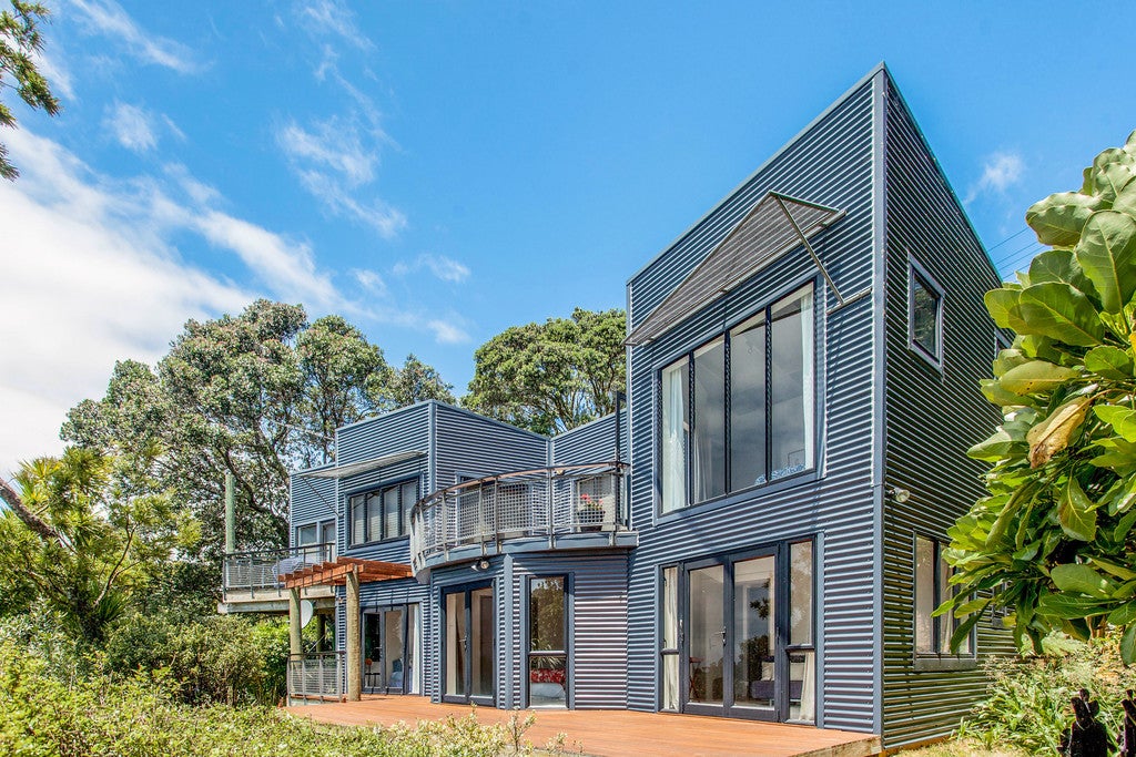7 Cory Road, Palm Beach, Waiheke Island - Carousel 2