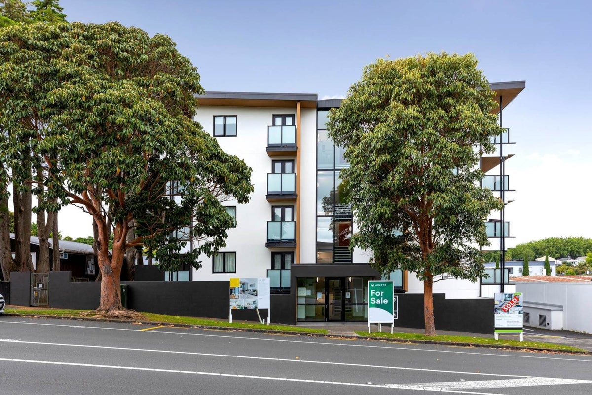 2D/250 Richmond Road, Grey Lynn, Auckland - Carousel 1