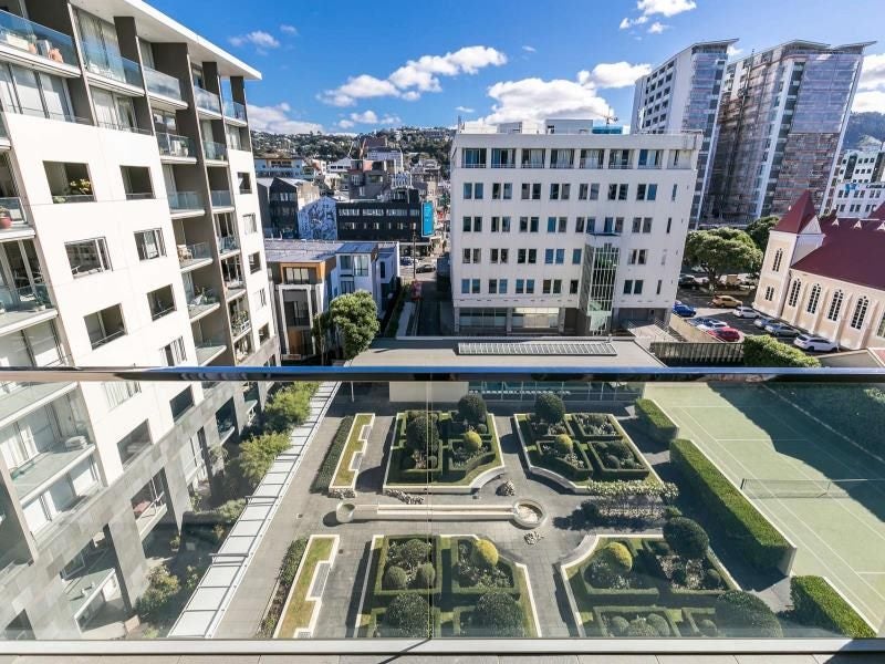 A62/10 Ebor Street, Te Aro, Wellington - Carousel 1