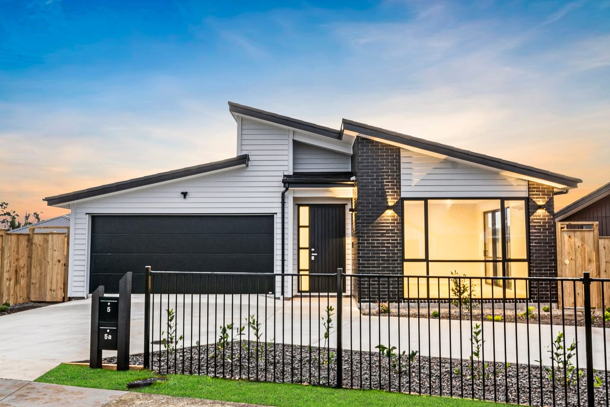 5 Paihere Street, Huapai, Kumeu - Carousel 1