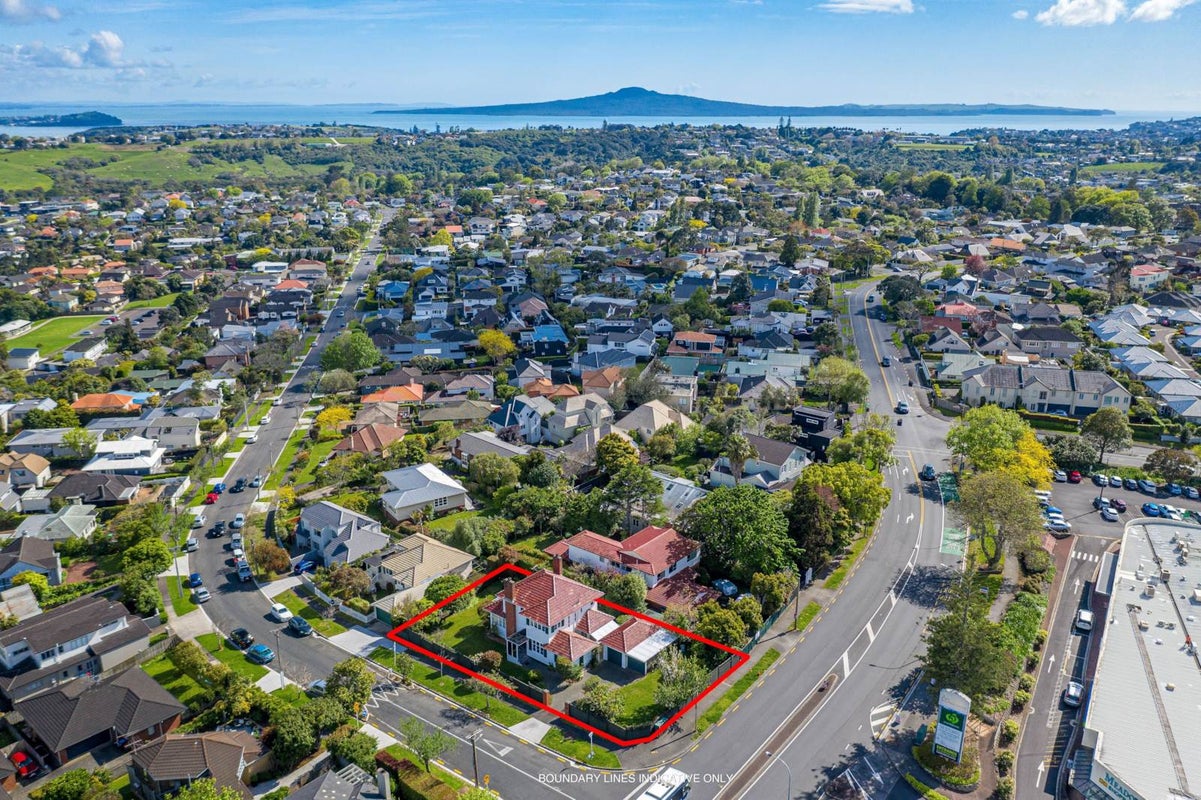 1 Temple Street, Meadowbank, Auckland - Carousel 1