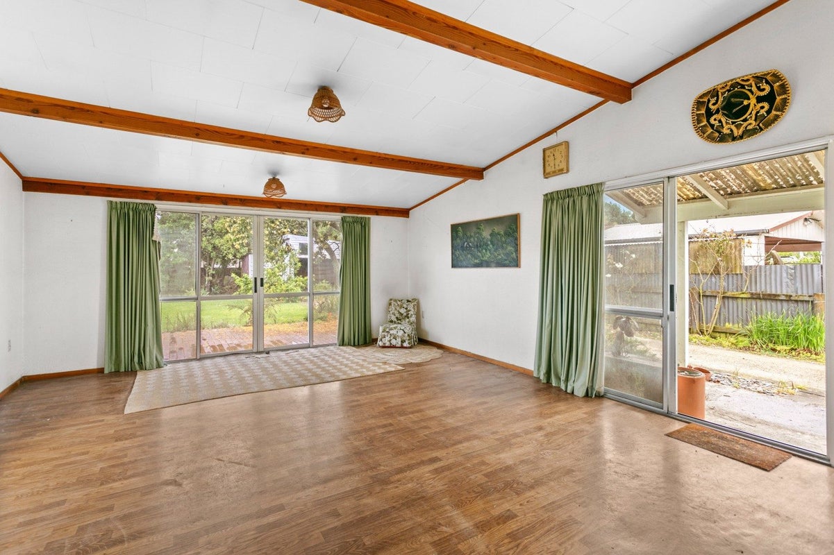 8 Kennedy Street, Mangapapa, Gisborne - Carousel 2