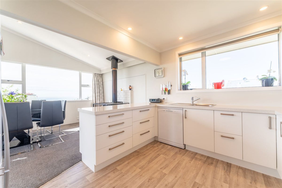 19 Greta Street, South Hill, Oamaru - Carousel 2