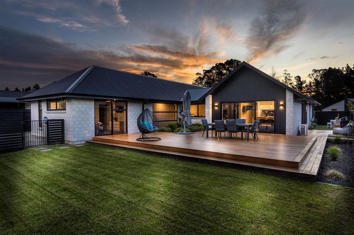 89 Turnbull Drive, Witherlea, Blenheim - Carousel 2