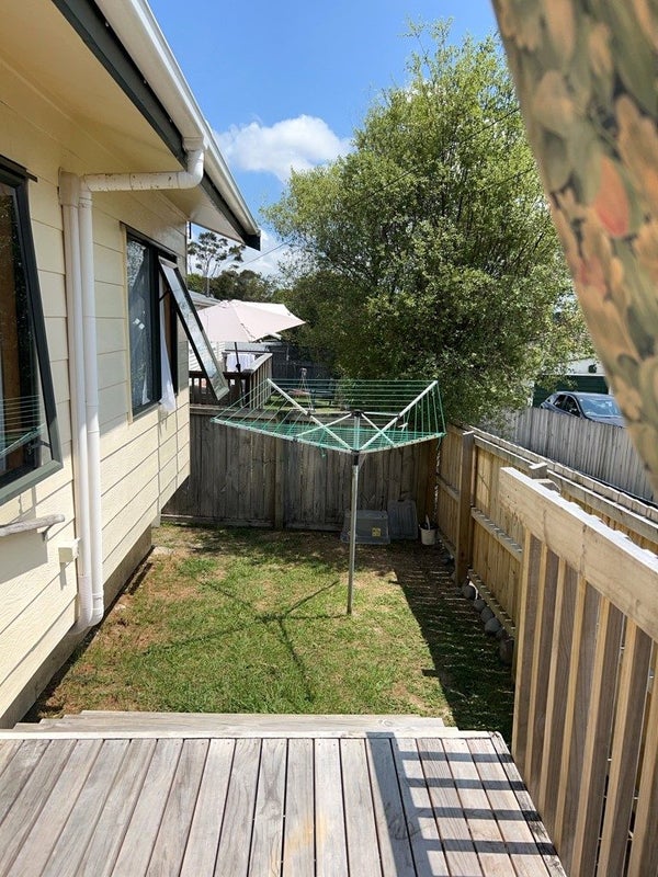 1/137 Rosier Road, Glen Eden, Auckland - Carousel 12