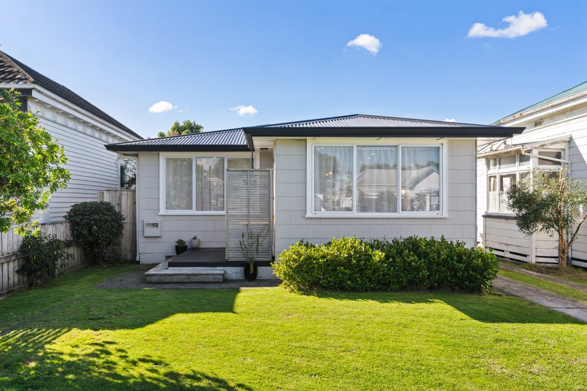 19 Norman Road, Te Hapara, Gisborne - Carousel 1
