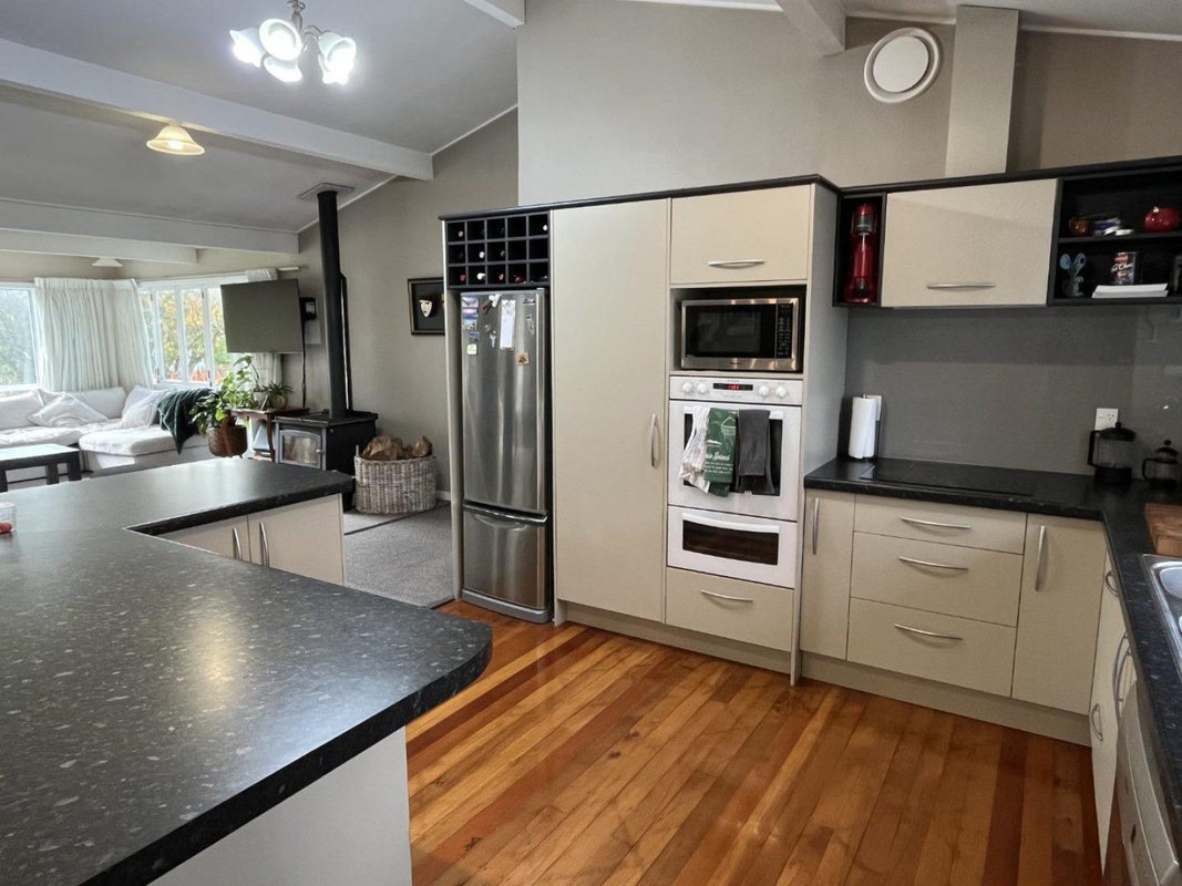 1155A Parewanui Road, Parewanui, Bulls - Carousel 2
