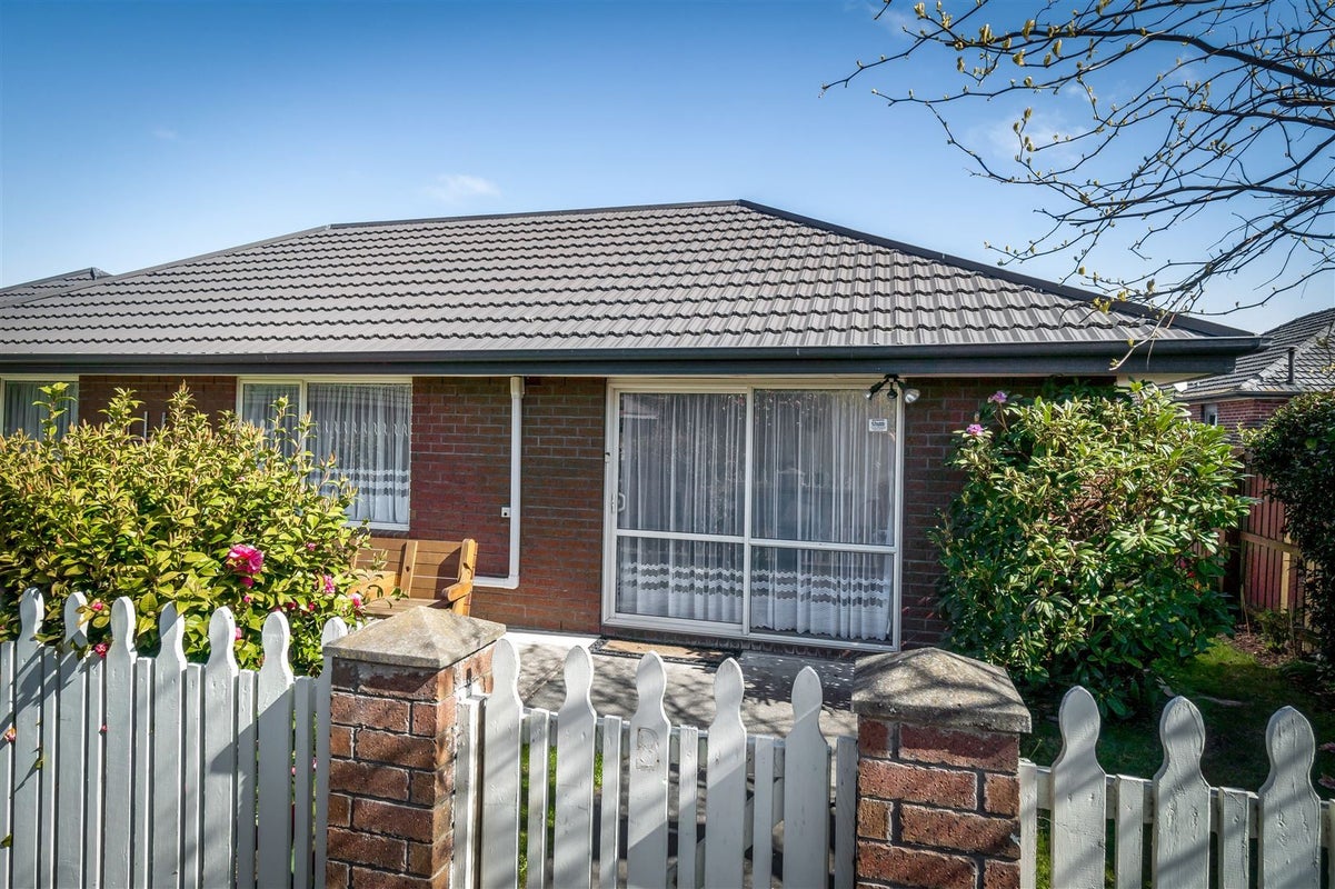 2/76 Gilberthorpes Road, Hei Hei, Christchurch - Carousel 18