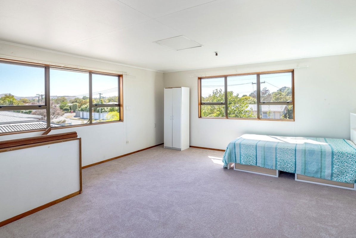 27 Wavell Crescent, Lansdowne, Masterton - Carousel 14