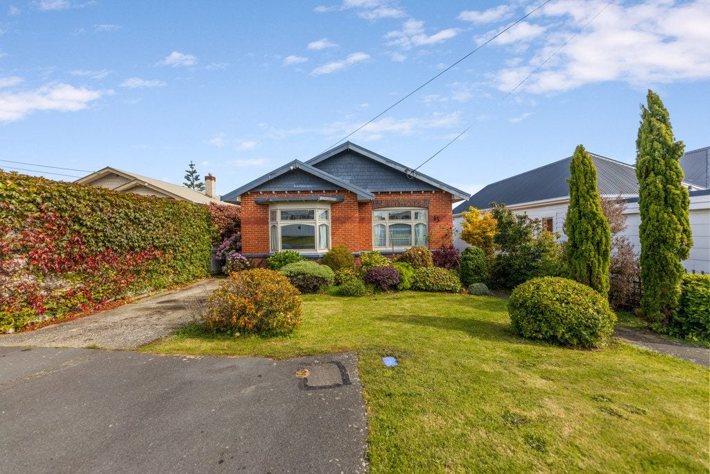 65 Hunt Street, Andersons Bay, Dunedin, Otago - Carousel 1