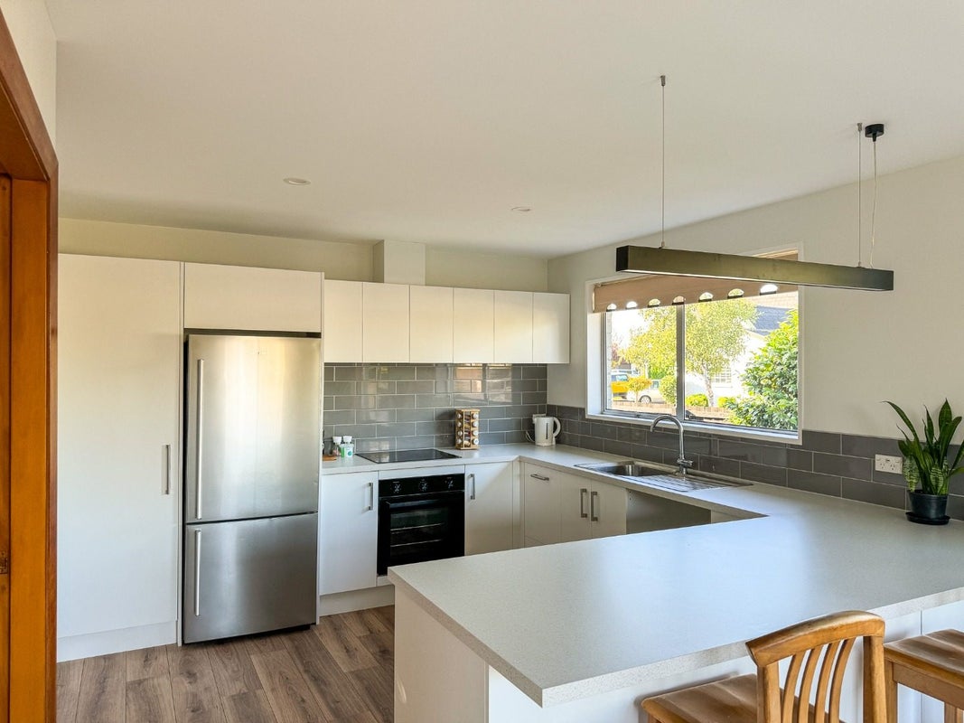 48 Oldwood Street, Bishopdale, Christchurch - Carousel 2
