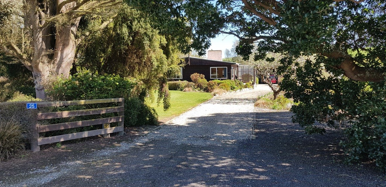 25 Browns Road, Tuapeka Mouth - Carousel 1