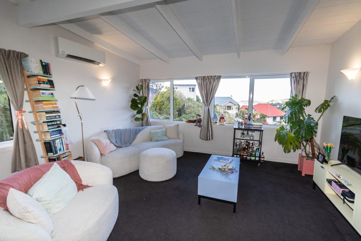 11A Highbury Road, Highbury, Wellington - Carousel 1