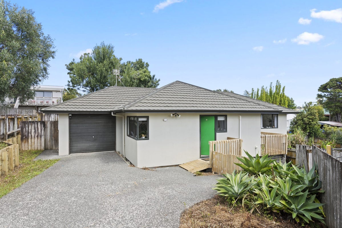 49C Forest Hill Road, Henderson, Auckland - Carousel 1