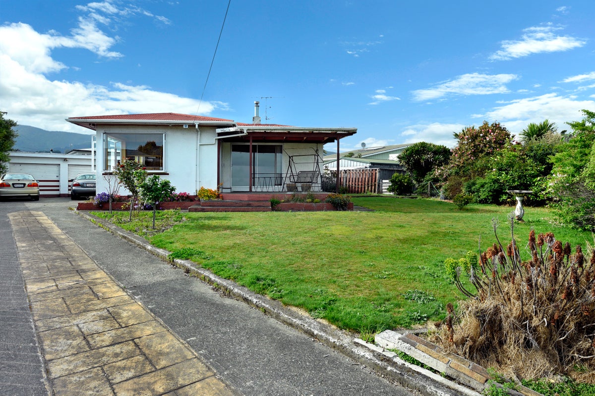 12 Durham Street, Stoke, Nelson - Carousel 1