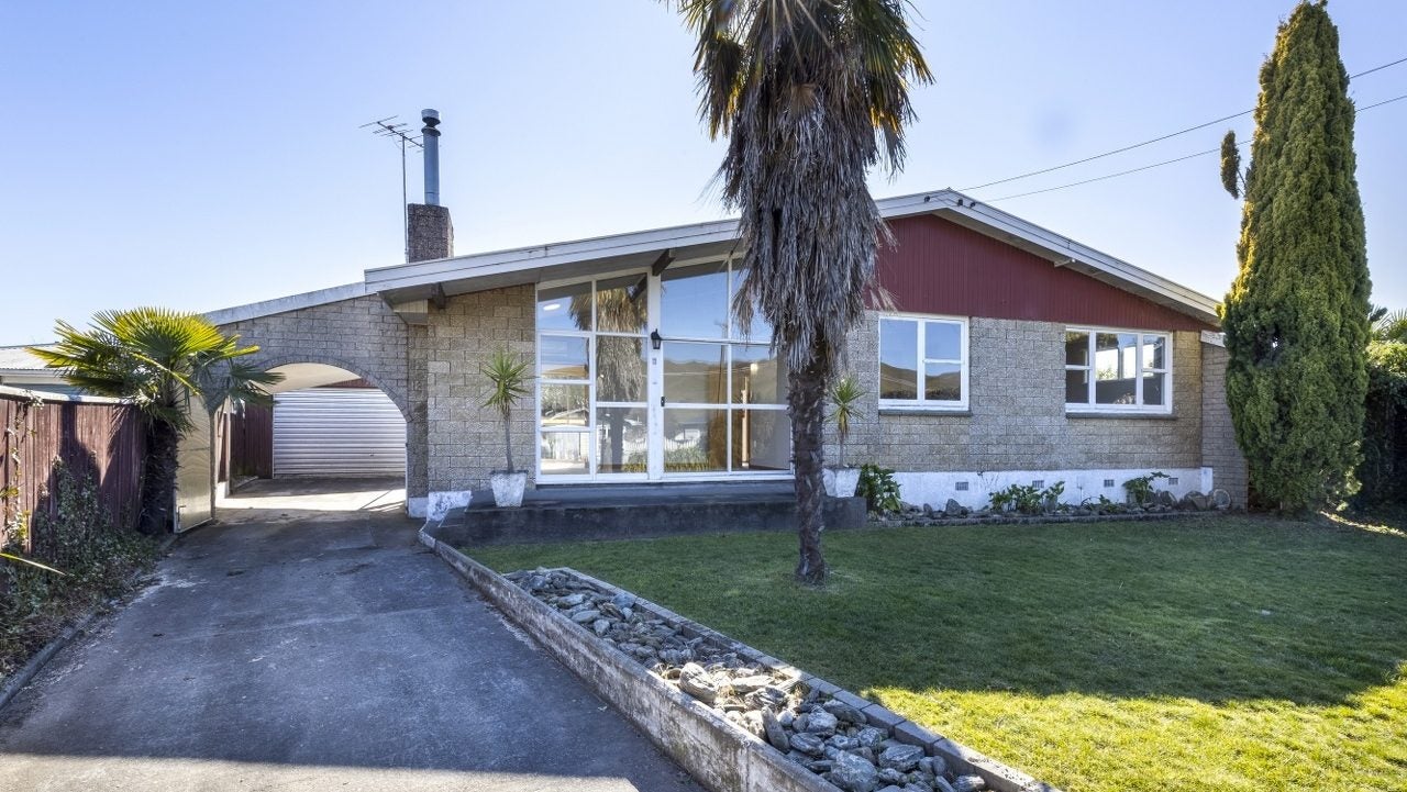 6 Eva Crescent, Witherlea, Blenheim - Carousel 1