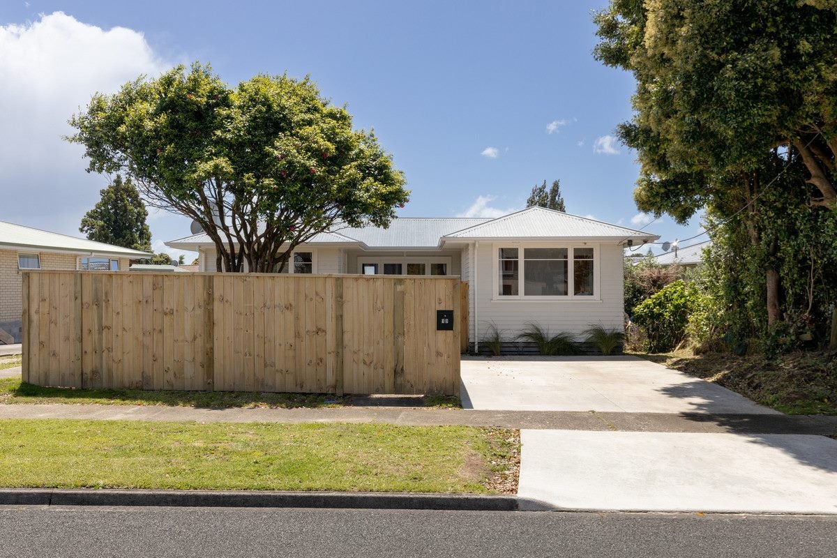 13 Alverstoke Road, Parkvale, Tauranga - Carousel 21