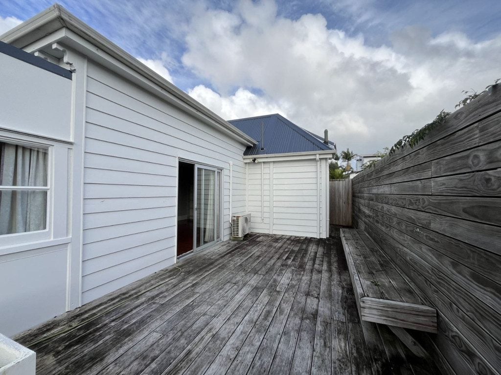25 Blockhouse Bay Road, Avondale, Auckland - Carousel 13