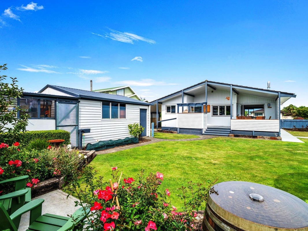 18 Stafford Street, Springvale, Whanganui - Carousel 1