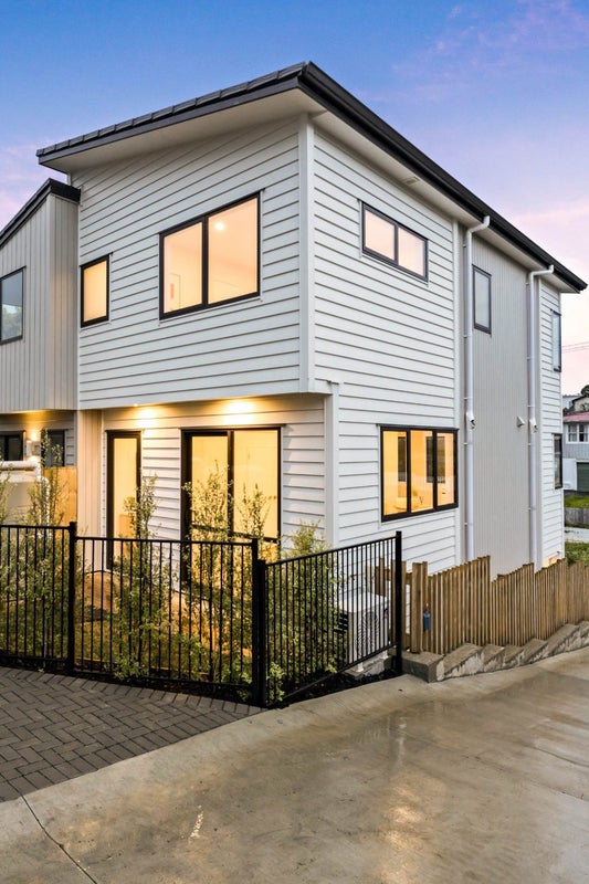 16E Sheridan Drive, New Lynn, Auckland - Carousel 24