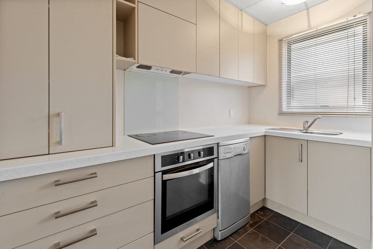 4/6 Washbournes Road, Wigram, Christchurch - Carousel 2