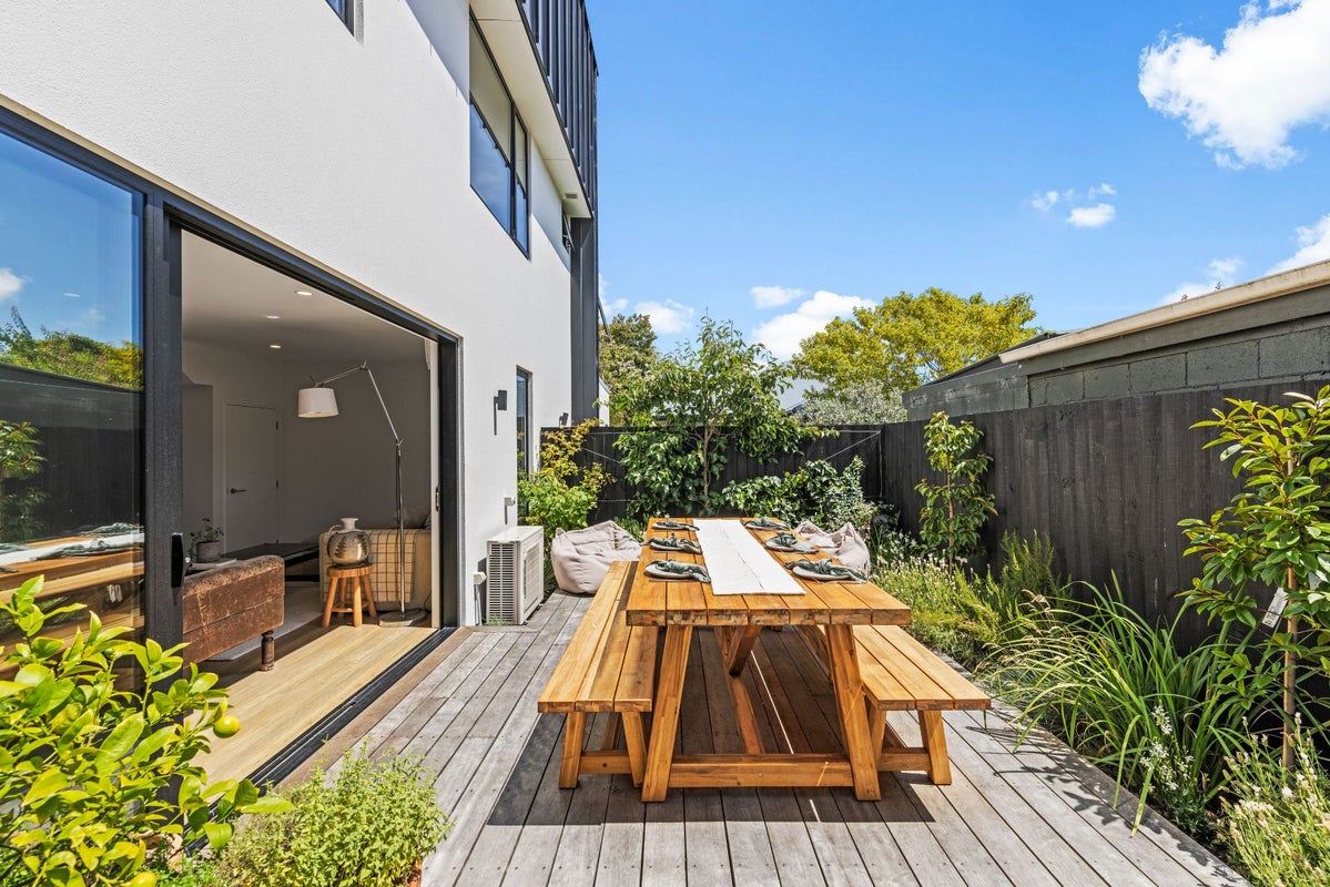 3/55 Cleveland Street, Edgeware, Christchurch - Carousel 2