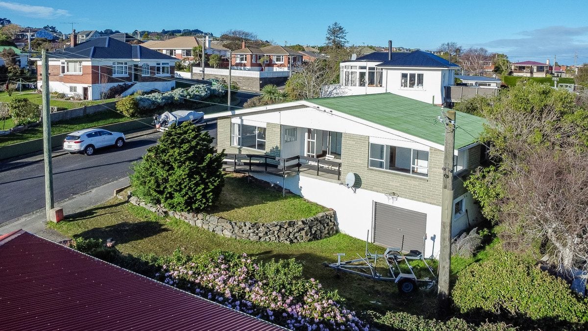 3 Beatty Street, Waverley, Dunedin - Carousel 1