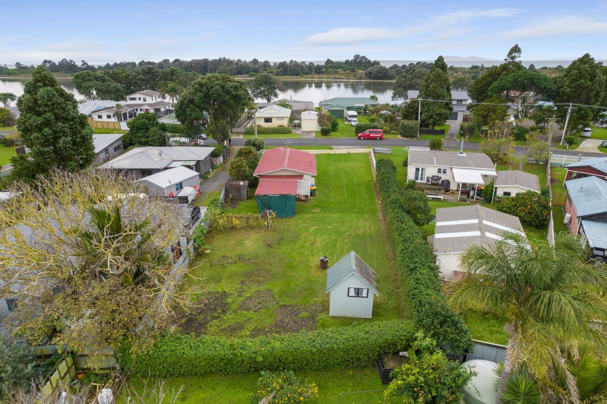 9A Roretana Drive, Athenree, Waihi Beach - Carousel 13