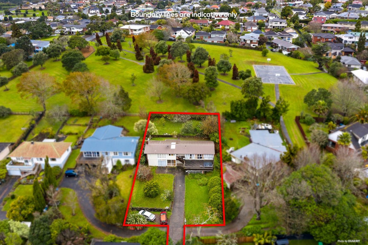 67 Olsen Avenue, Hillsborough, Auckland - Carousel 1