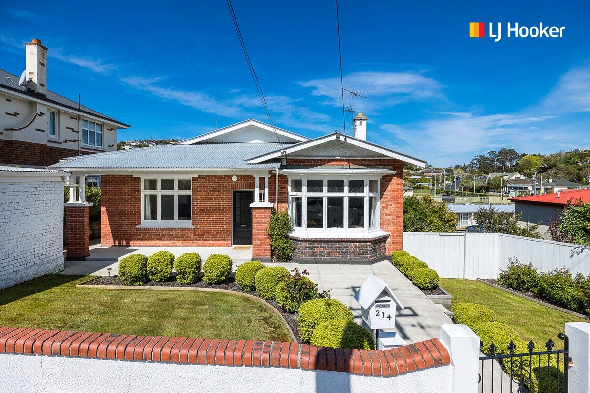 214 Musselburgh Rise, Andersons Bay, Dunedin - Carousel 1